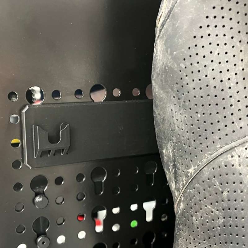 Dudukan Gantung Dinding Garasi - Cycling Gear Wall Storage ulasan dan harga